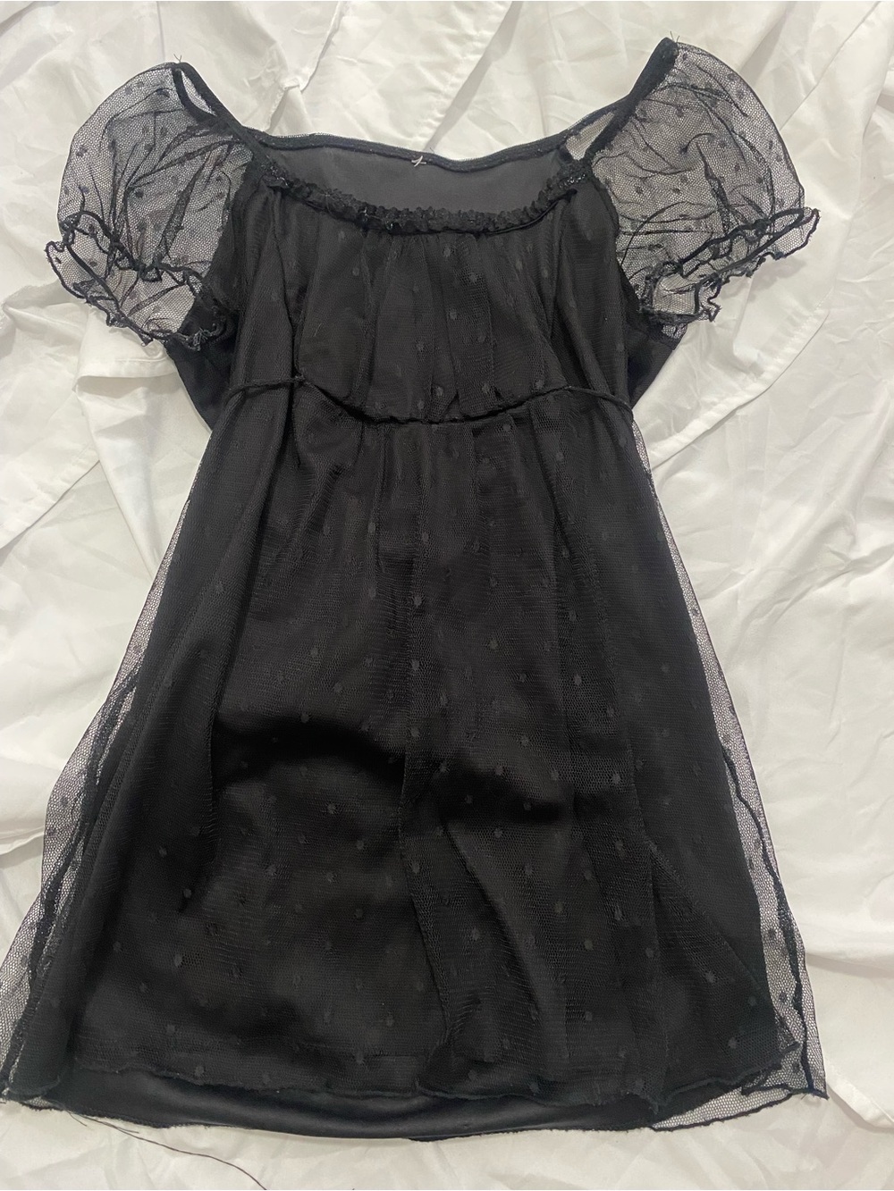 Girls' Black Mesh Puff-Sleeve Dress